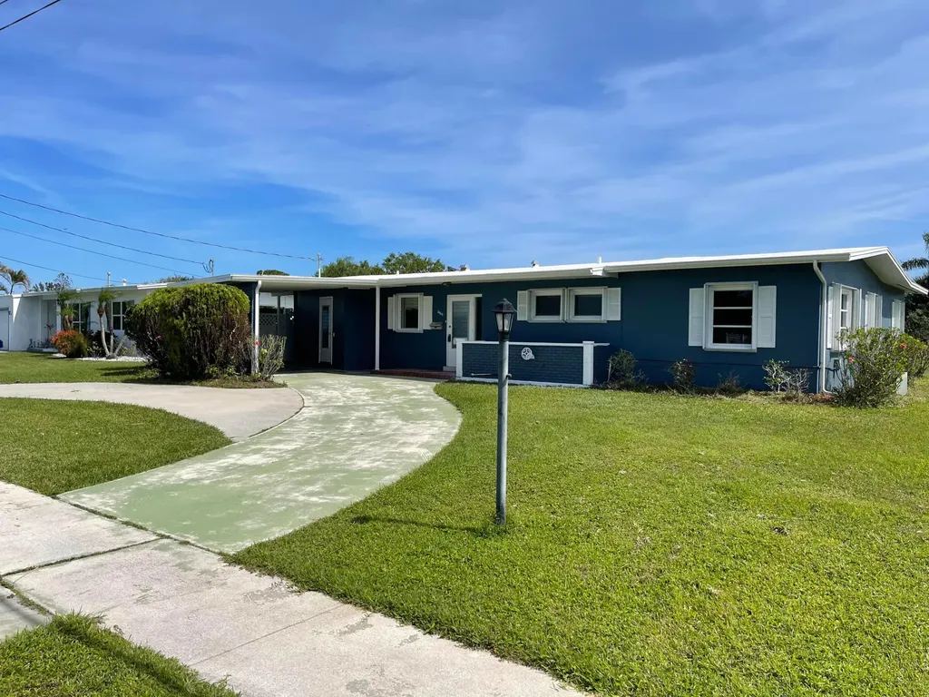 2865 SE Morningside Boulevard Port St Lucie FL 34952