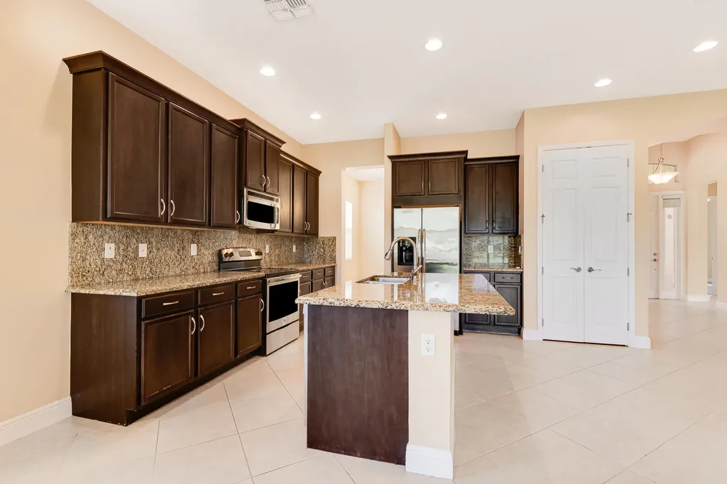 Royal Palm Beach FL 33411