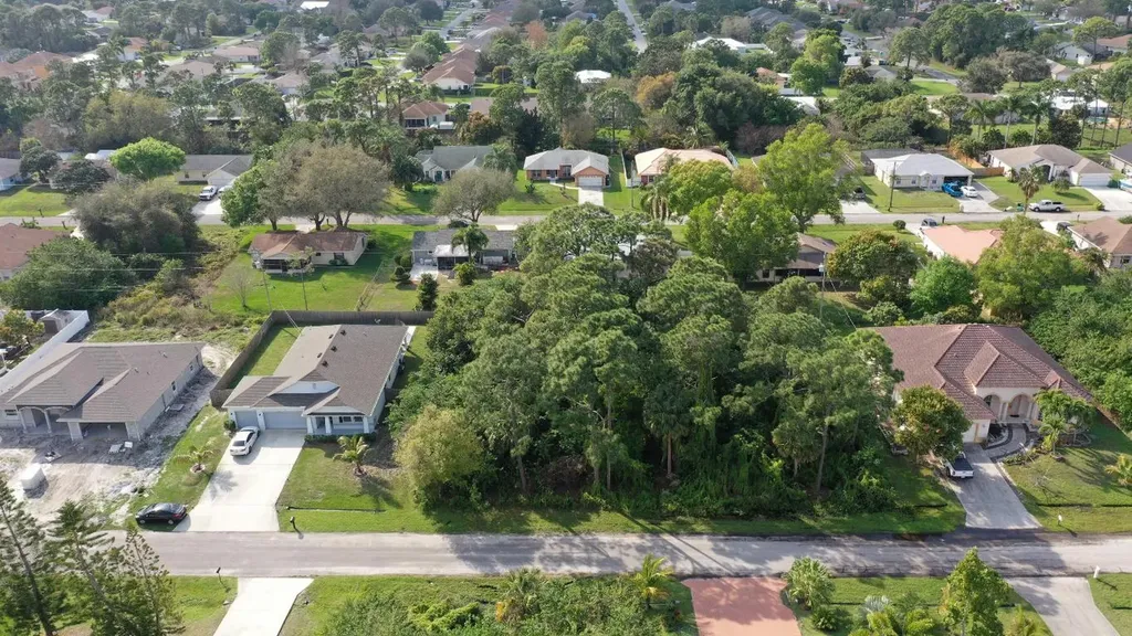 2916 SW Fluvia Street Port St Lucie FL 34953