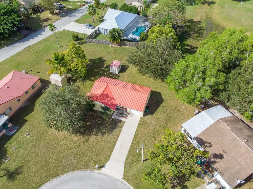 1150 SE Parrish Court Port St Lucie FL 34952