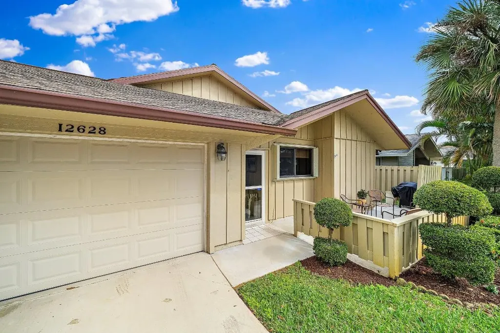12628 SE Cascades Court Hobe Sound FL 33455