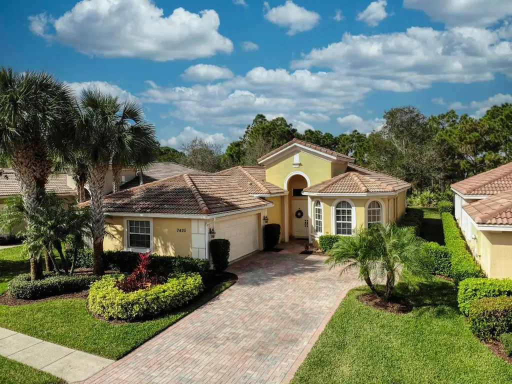 7425 Bob O Link Way Port St Lucie FL 34986