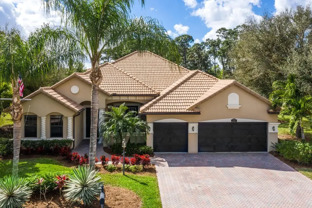2336 NW Diamond Creek Way Jensen Beach FL 34957