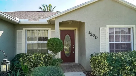 1590 SW Kamchatka Avenue Port St Lucie FL 34953