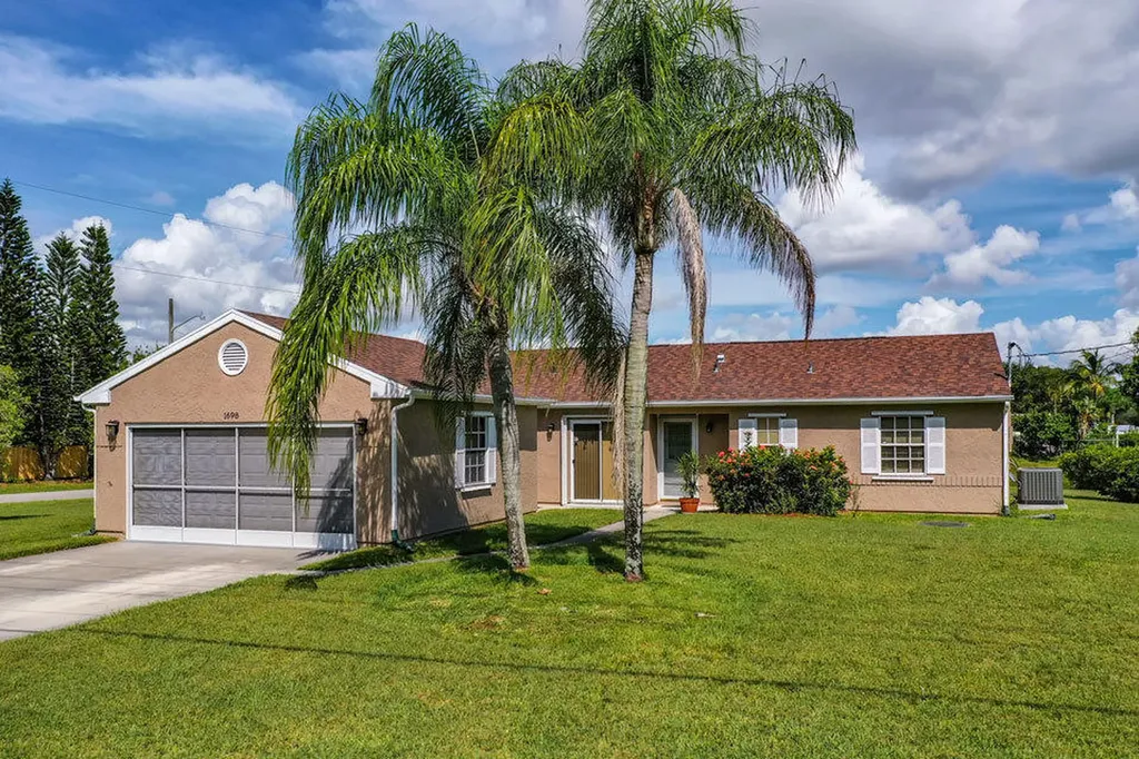 1698 SE Berkshire Boulevard Port St Lucie FL 34952