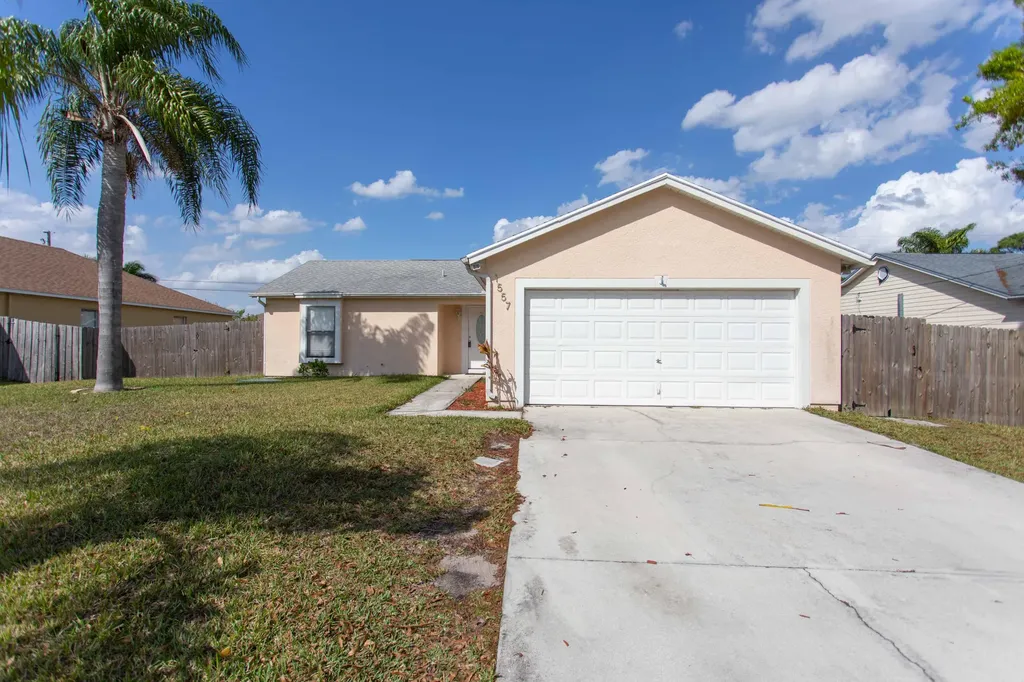 1557 SW Jacksonville Avenue Port St Lucie FL 34953
