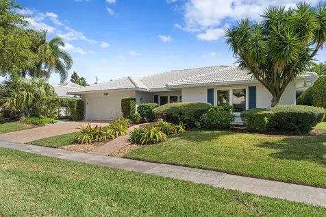 1136 Walnut Terrace Boca Raton FL 33486