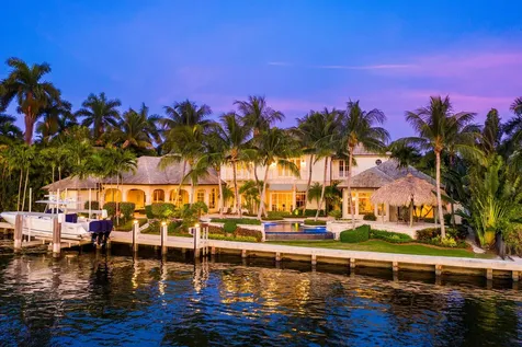 1033 Waterway Lane Delray Beach FL 33483