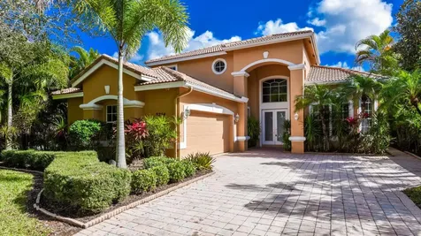8254 Riviera Way Port St Lucie FL 34986
