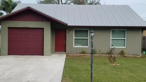 5609 SE Katharine Avenue Stuart FL 34997