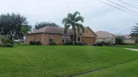 502 SW Fifer Avenue Port St Lucie FL 34953