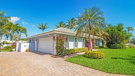 9019 SE Hawksbill Way Hobe Sound FL 33455