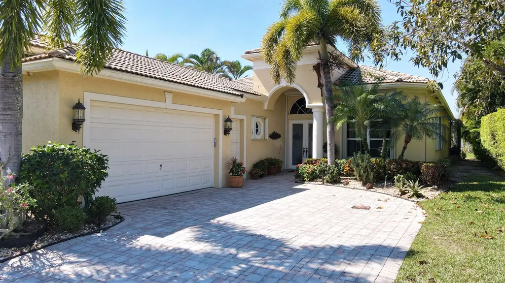 4119 Manchester Lake Drive Lake Worth FL 33449