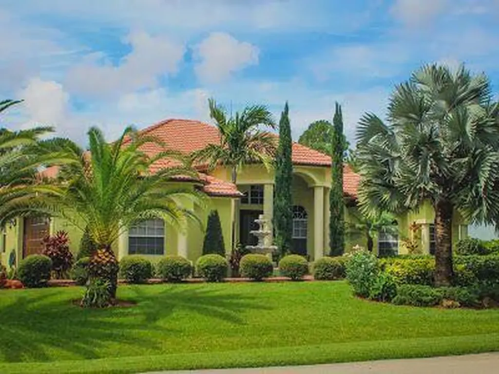 1602 SW Starman Avenue Port St Lucie FL 34953