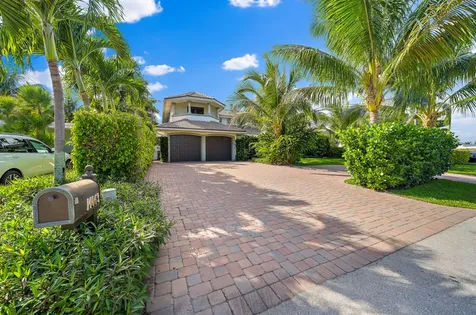 14063 Port Circle Palm Beach Gardens FL 33410
