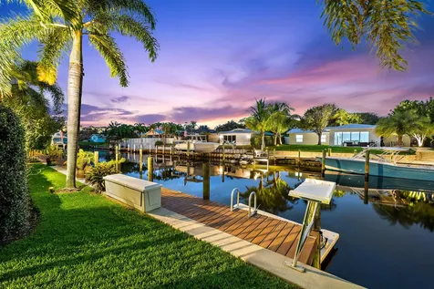 14063 Port Circle Palm Beach Gardens FL 33410