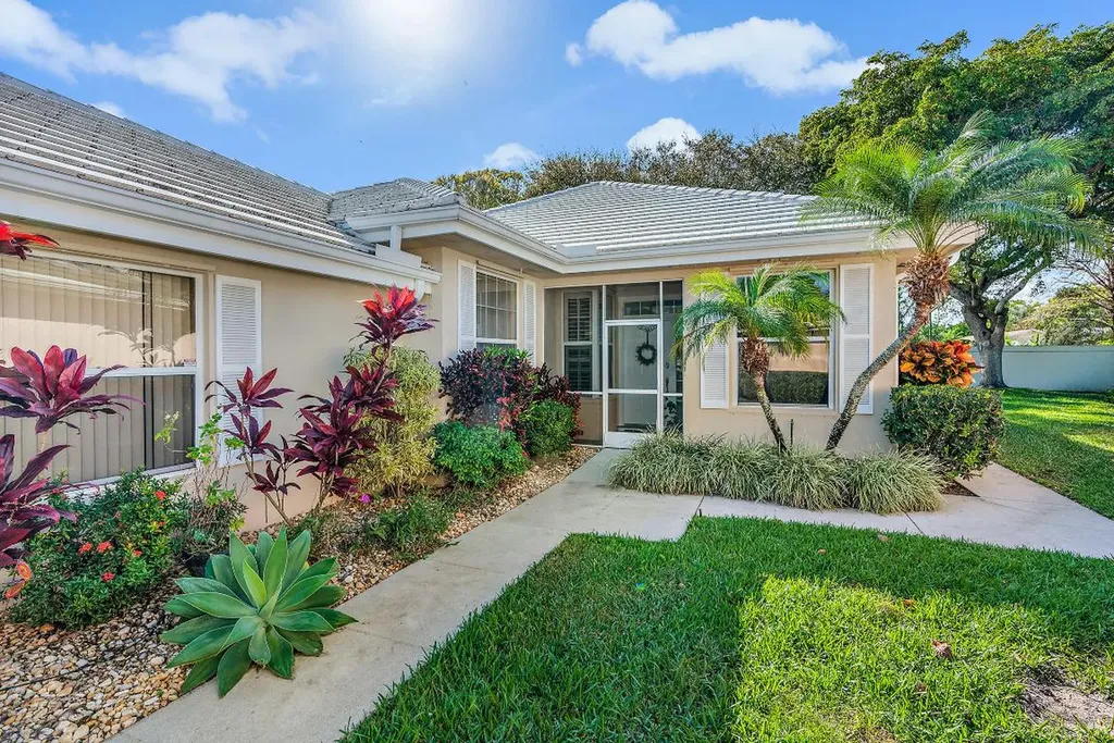 1091 Bedford Avenue Palm Beach Gardens FL 33403