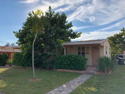 701 S C Street Lake Worth Beach FL 33460
