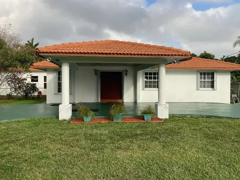 7775 SW 72nd Avenue Miami FL 33143