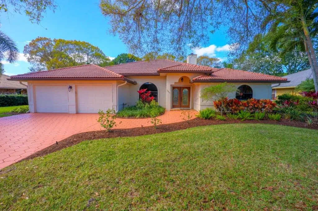 1382 SW Bent Pine Cove Port St Lucie FL 34986