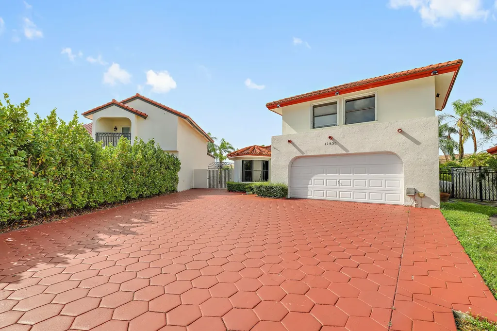 11830 SW 108th Terrace Miami FL 33186