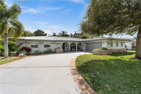 1460 SE Sunshine Avenue Port St Lucie FL 34952