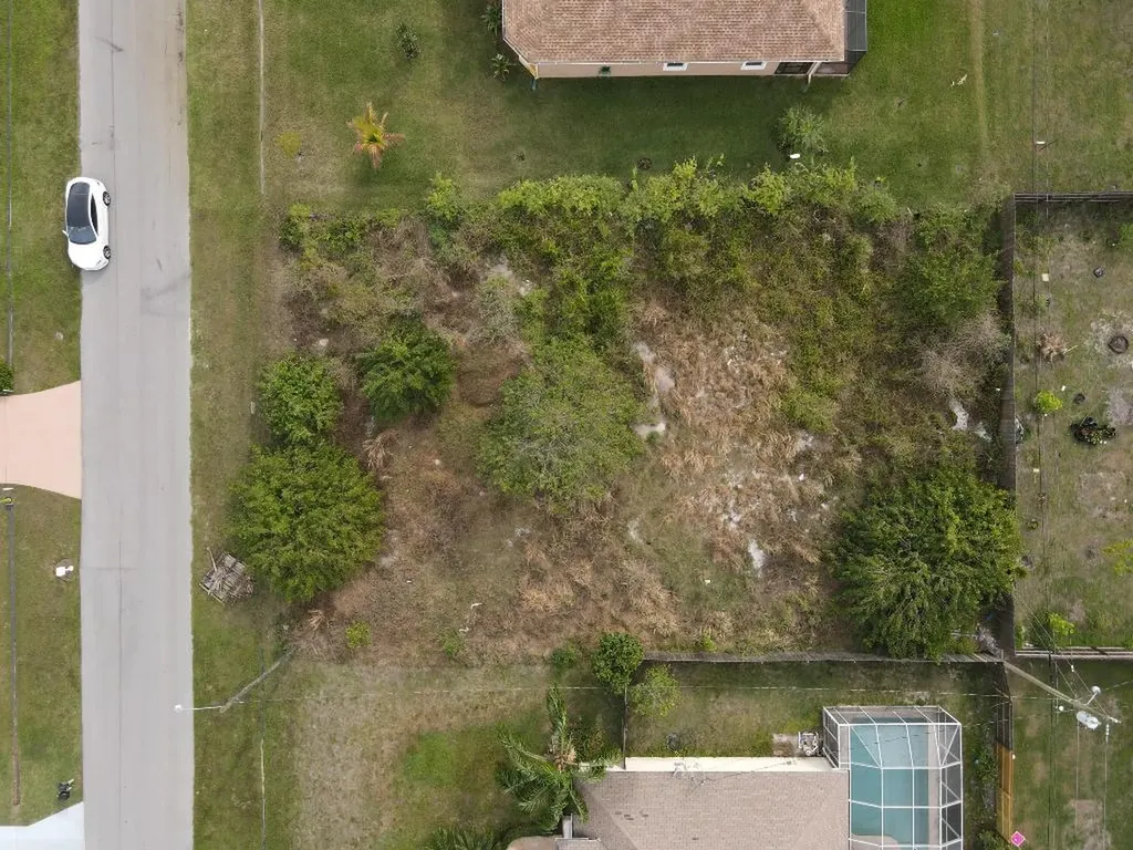 612 SW Sarazen Avenue Port St Lucie FL 34953