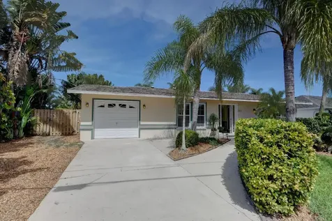 593 SE Whitmore Drive Port St Lucie FL 34984