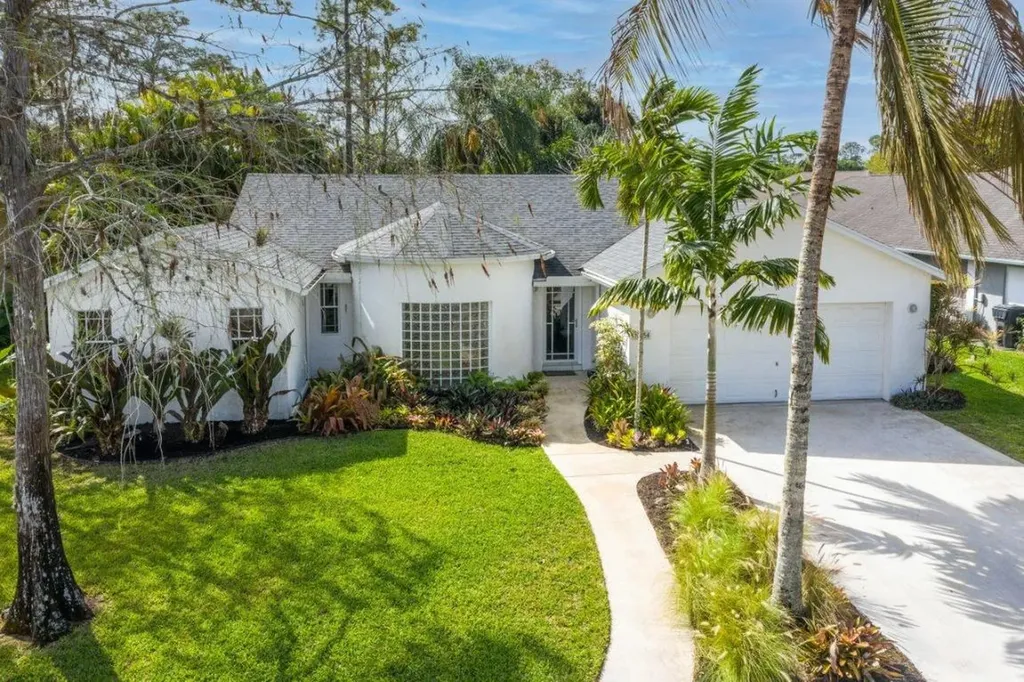13854 Barberry Drive Wellington FL 33414