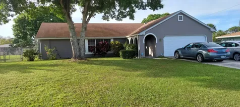 369 SE Gasparilla Avenue Port St Lucie FL 34983