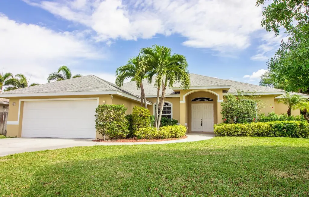 1831 SW Monterrey Lane Port St Lucie FL 34953