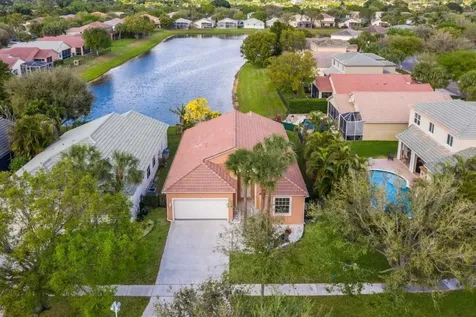 161 Seminole Lakes Drive Royal Palm Beach FL 33411