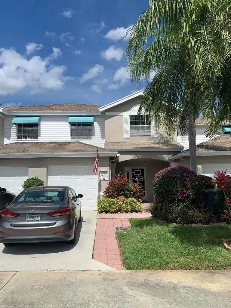 9091 Boca Gardens Circle S Boca Raton FL 33496