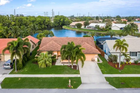 9285 Laurel Green Drive Boynton Beach FL 33437