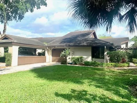 10047 Cherrywood Place Boynton Beach FL 33437