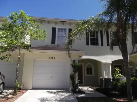 4366 Emerald Vista Lake Worth FL 33461