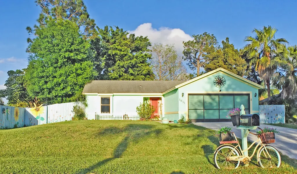 1611 SW Buffum Lane Port St Lucie FL 34984