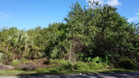 5012 Deleon Avenue Fort Pierce FL 34951