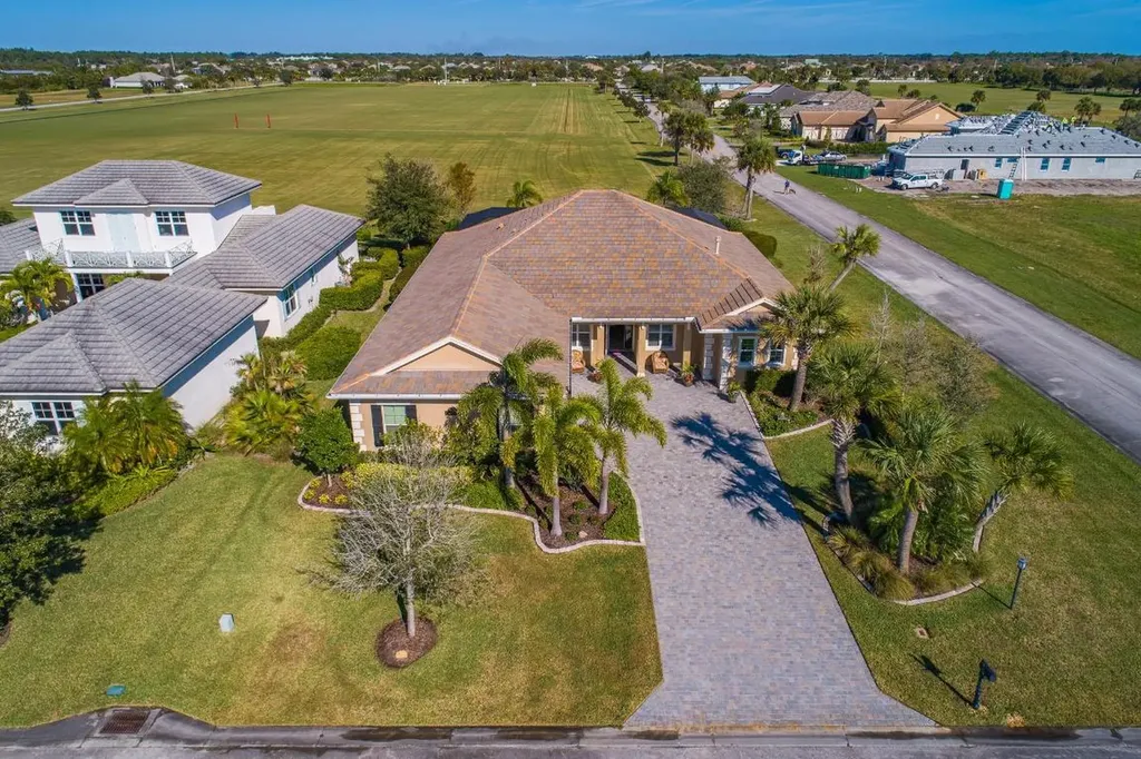 7622 S Polo Grounds Lane Vero Beach FL 32966