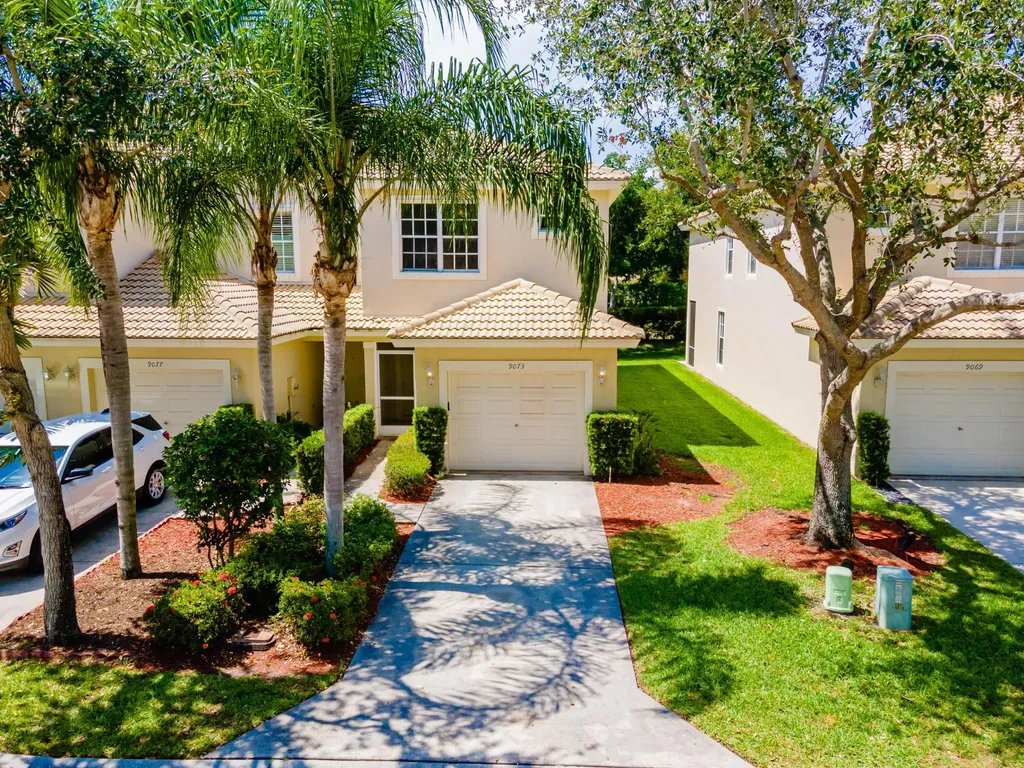 9073 Tremezzo Lane Boynton Beach FL 33472