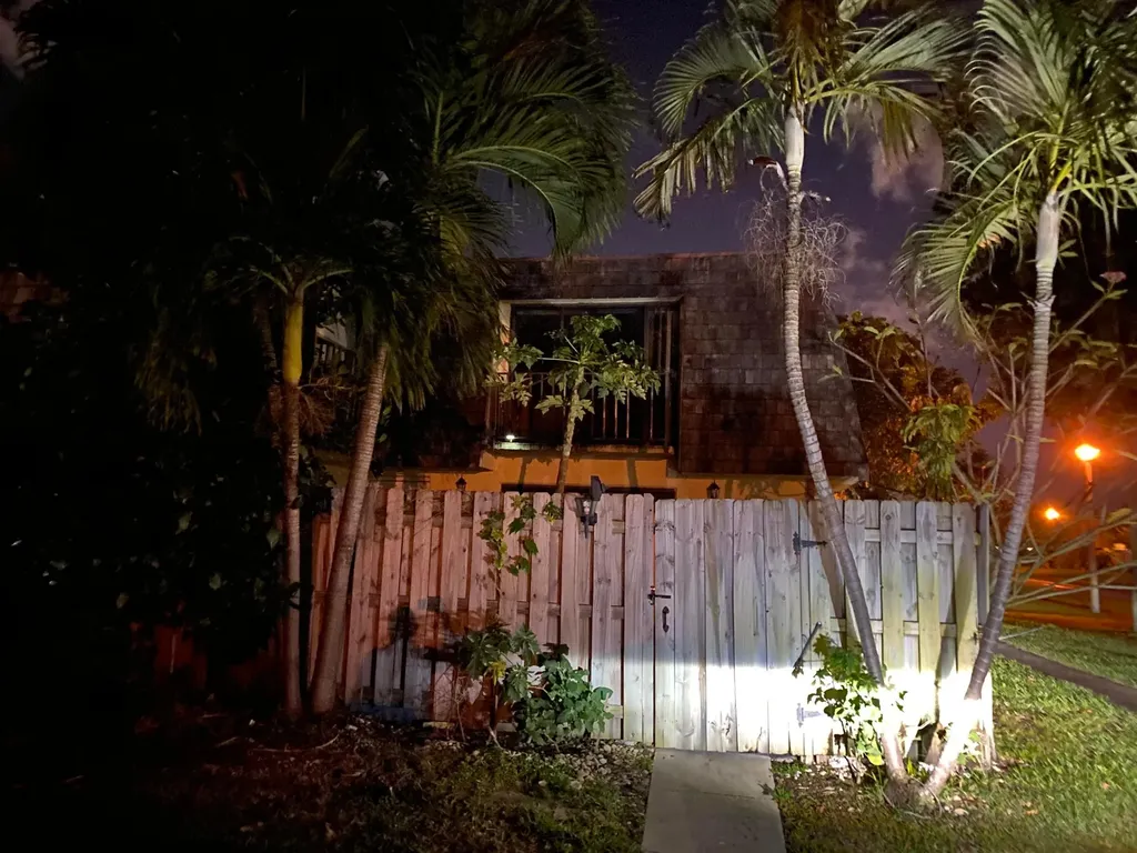 137 Woodland Road Palm Springs FL 33461