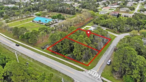 1117 SW Kapok Avenue Port St Lucie FL 34953
