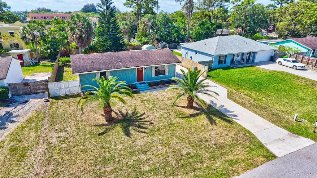 4628 Canal Drive Lake Worth FL 33463