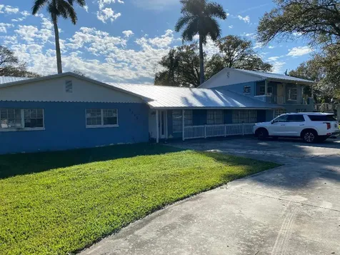 3315 Delaware Avenue Fort Pierce FL 34947