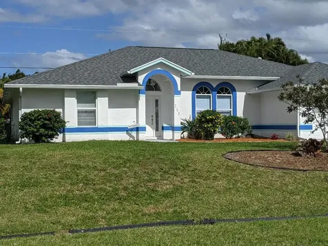 719 SW Dalton Circle Port St Lucie FL 34953