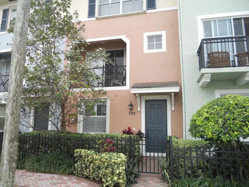 326 NW 1st Street Delray Beach FL 33444