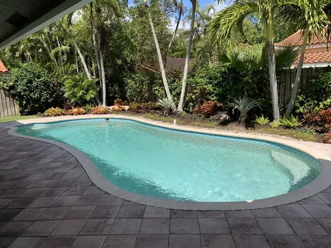 2629 NW 41st Street Boca Raton FL 33434