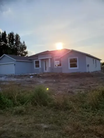 1832 SW Kimberly Avenue Port St Lucie FL 34953