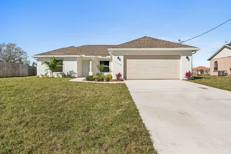 1241 SW Alcantarra Boulevard Port St Lucie FL 34953