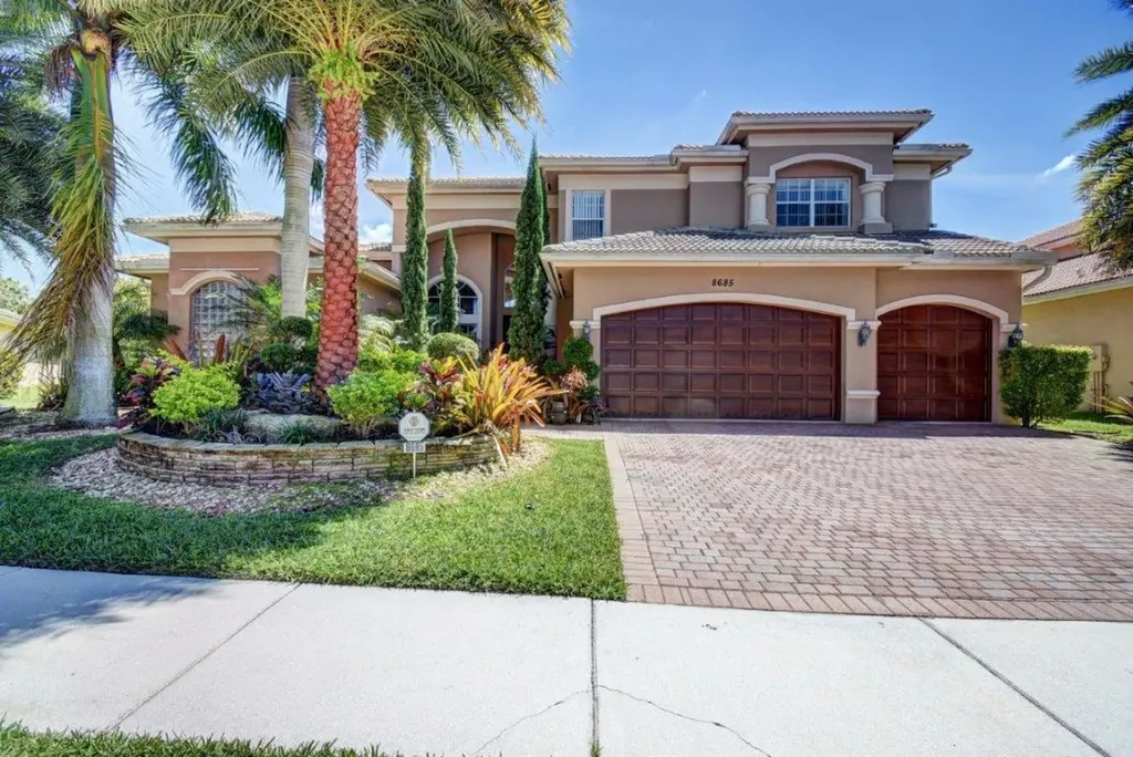8685 Baystone Cove Boynton Beach FL 33473